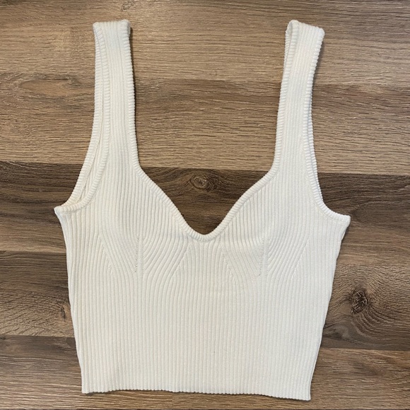 White Ribbed Cropped Tank Top - Picture 5 of 7